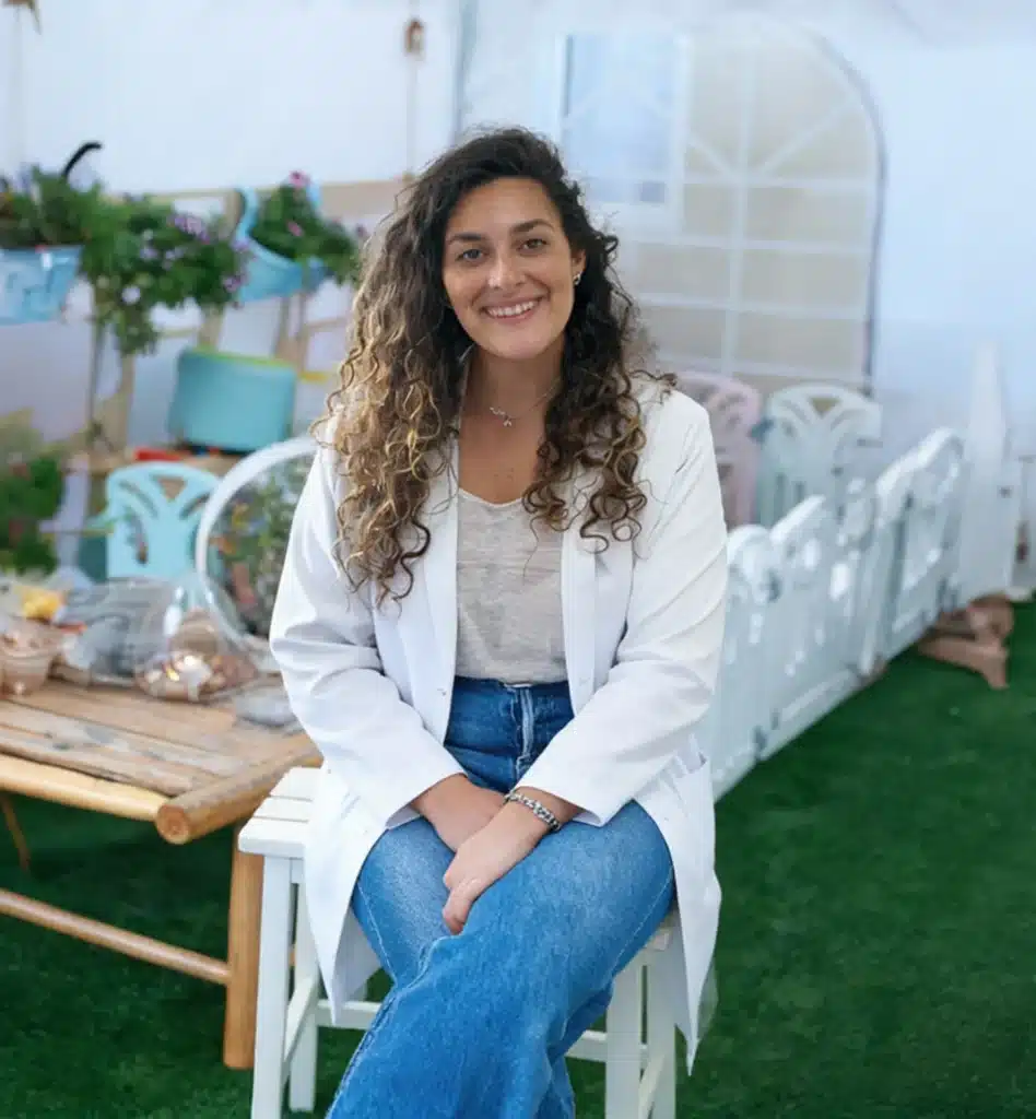 שנאל גרונדן - אוסתאופטית, מטפלת ברפואה סינית בקליניקה טיפטיפול